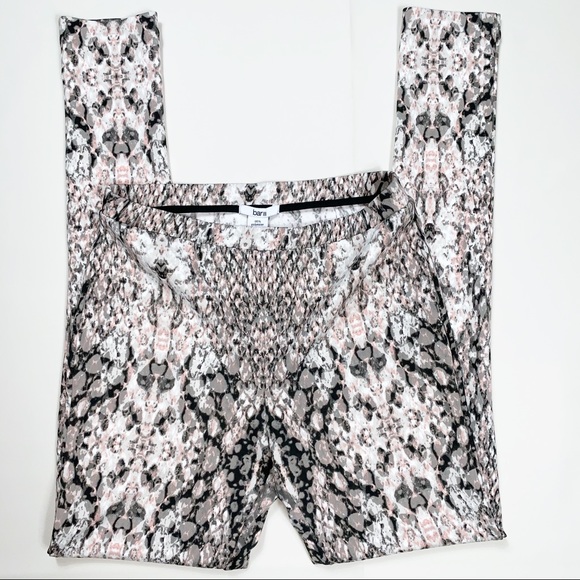 Bar III leggings in snakeskin print - Picture 4 of 5